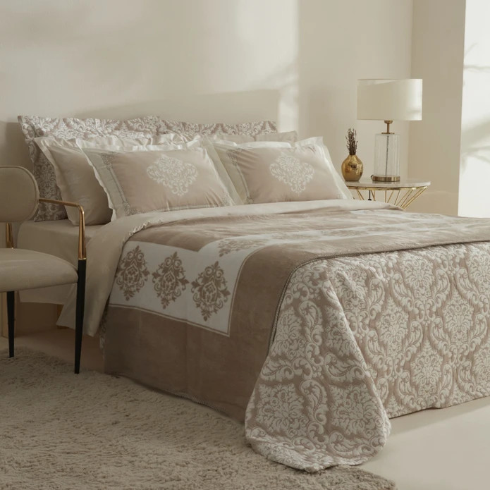 روتختی دو نفره کرمی ۸ پارچه karaca home مدل timeless
