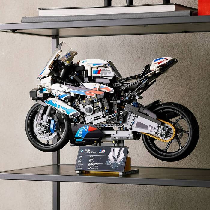 لگو موتور بی ام و سری تکنیک کد 42130 مدل bmw M 1000 RR